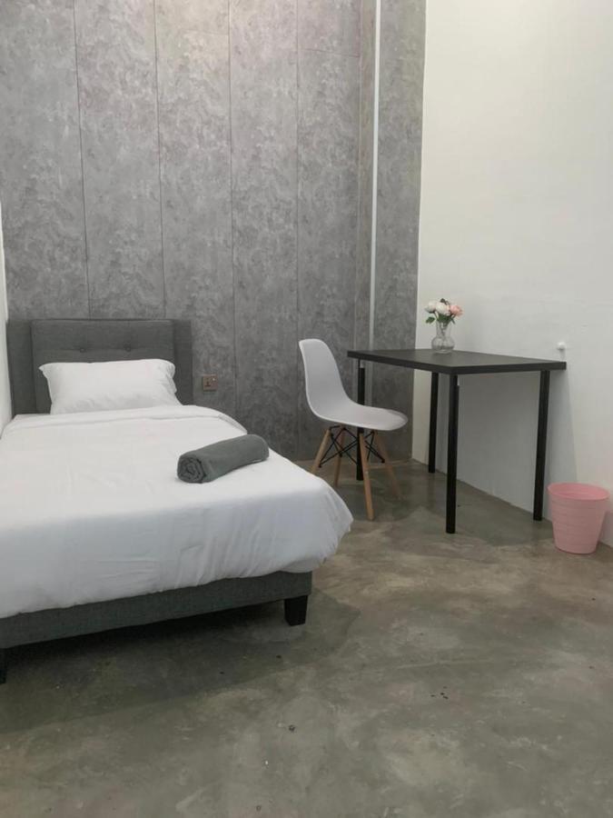 Kota Permai Mini Rest Room 99 Full Equipped 메르타잠 외부 사진