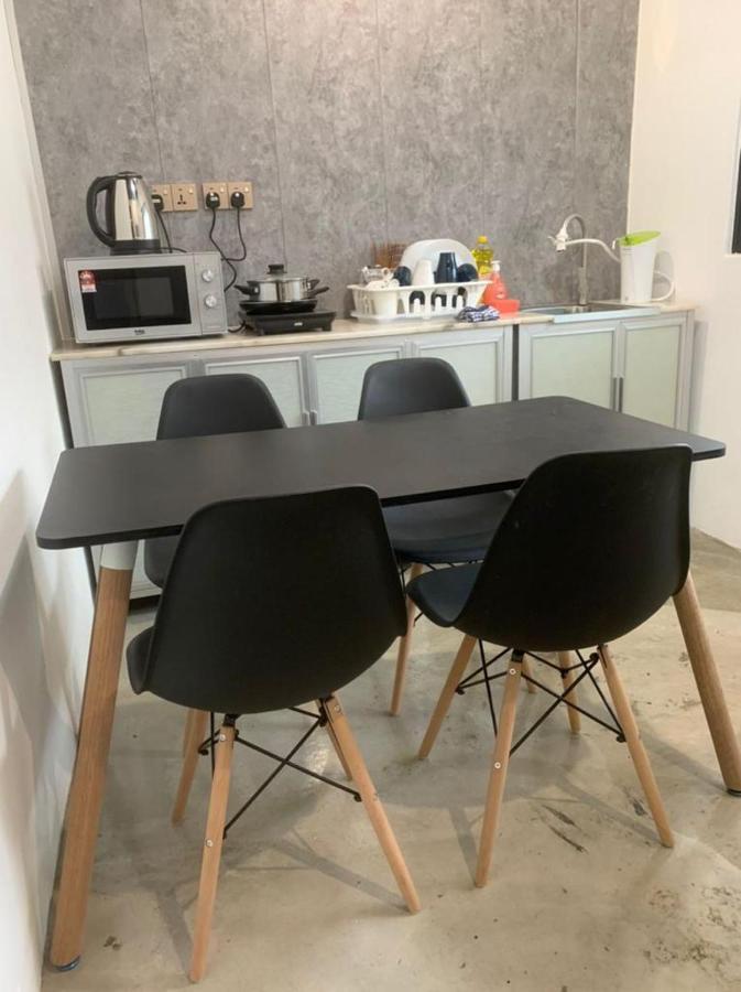 Kota Permai Mini Rest Room 99 Full Equipped 메르타잠 외부 사진
